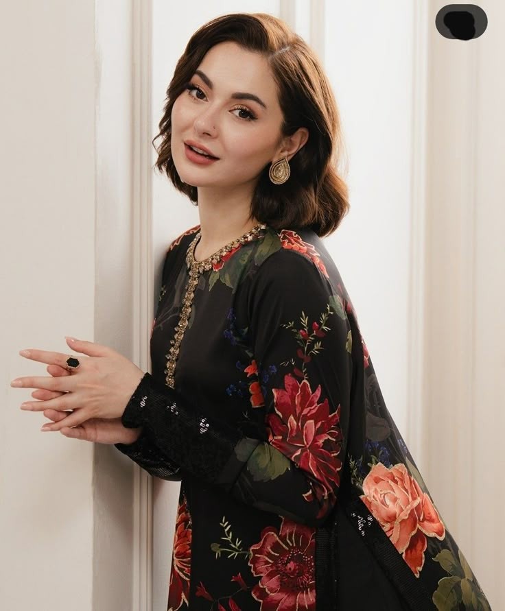 Black Floral Rose 3 piece Suit