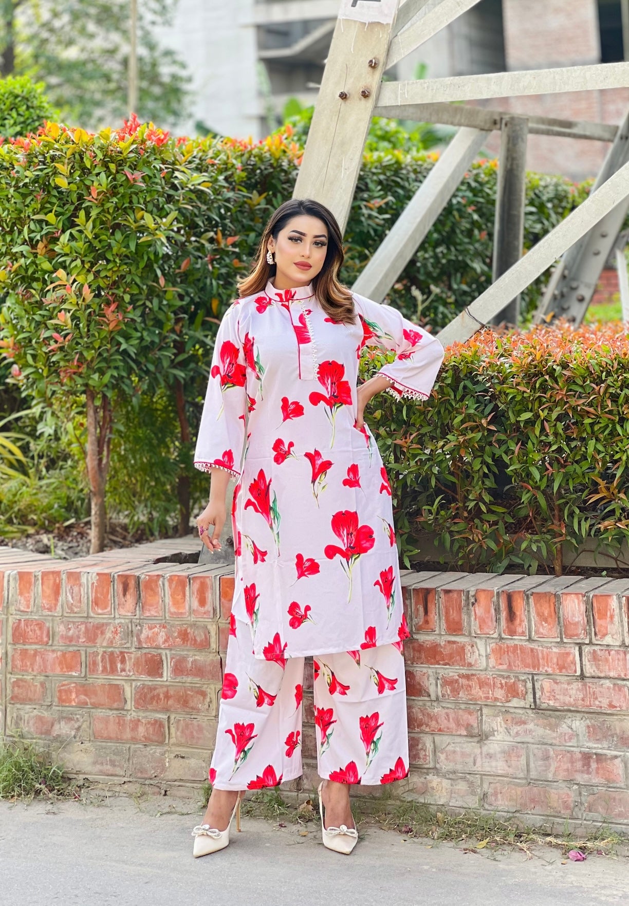 Red Flower Printed Co-O𝗿𝗱 𝘀𝗲𝘁s