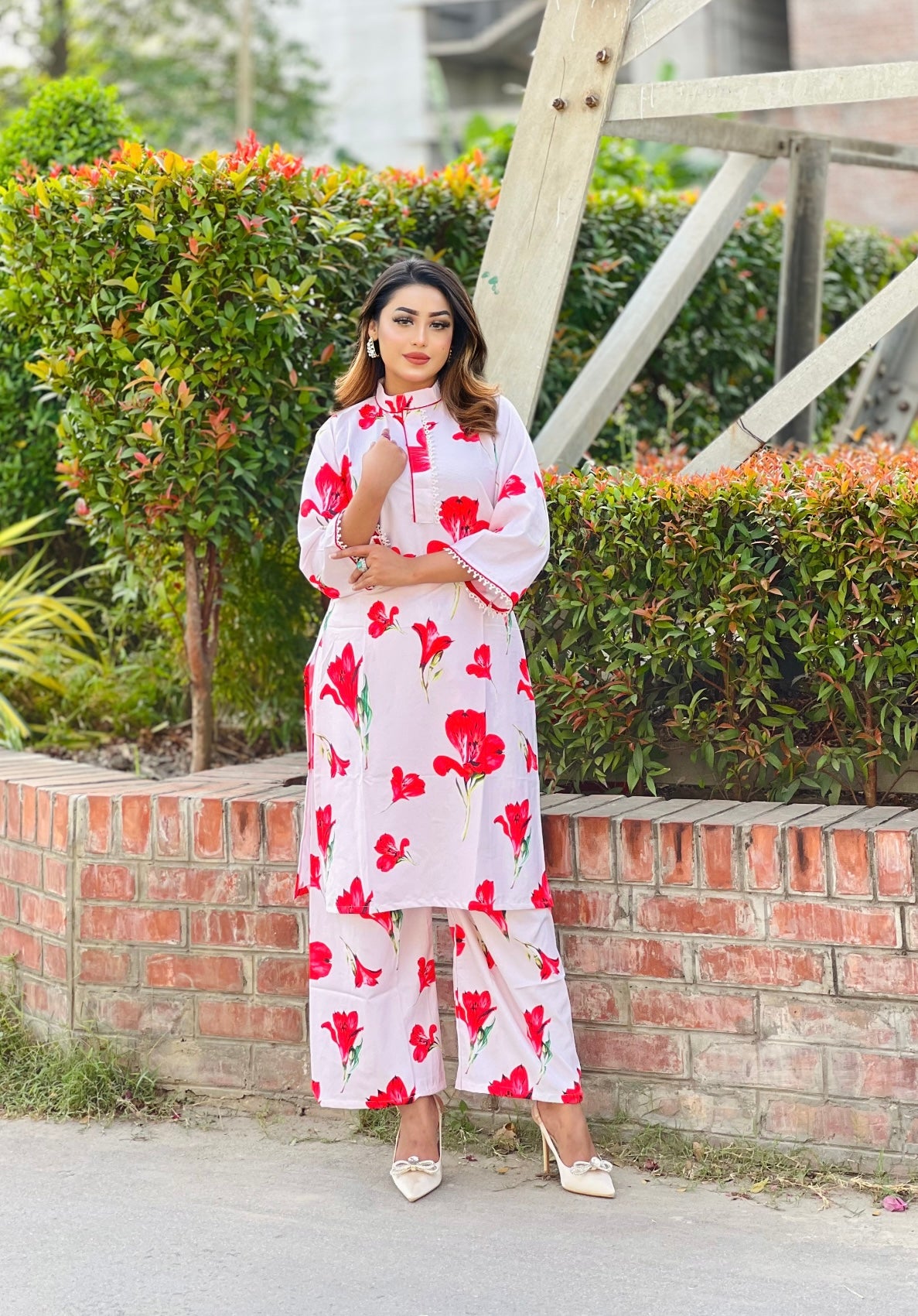 Red Flower Printed Co-O𝗿𝗱 𝘀𝗲𝘁s