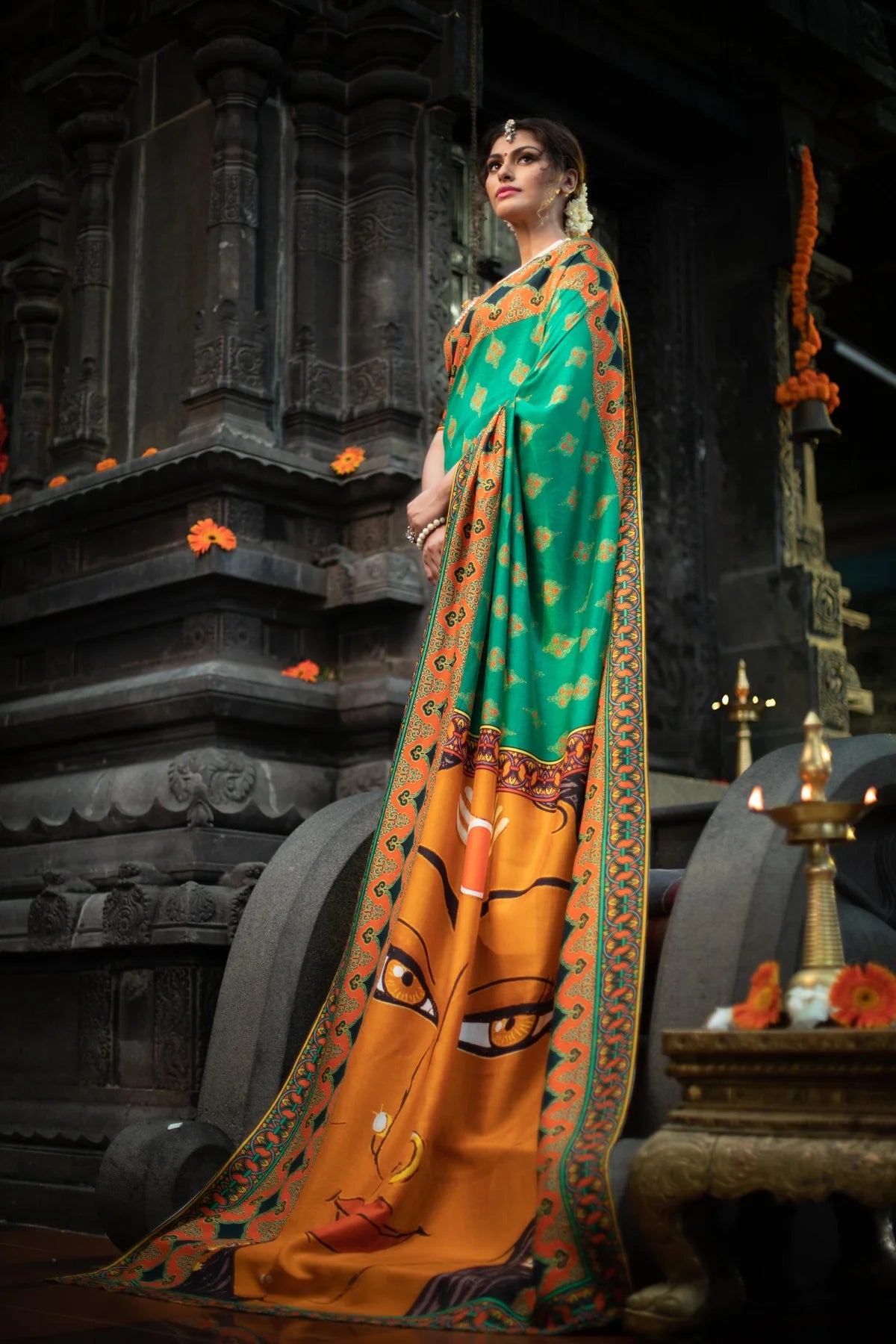 দেবী দৃষ্টি